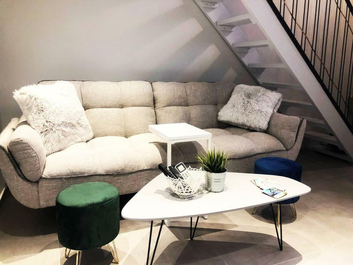 Dreamy Loft Apt. 2min Walk To The Beach+netflix Tel Aviv