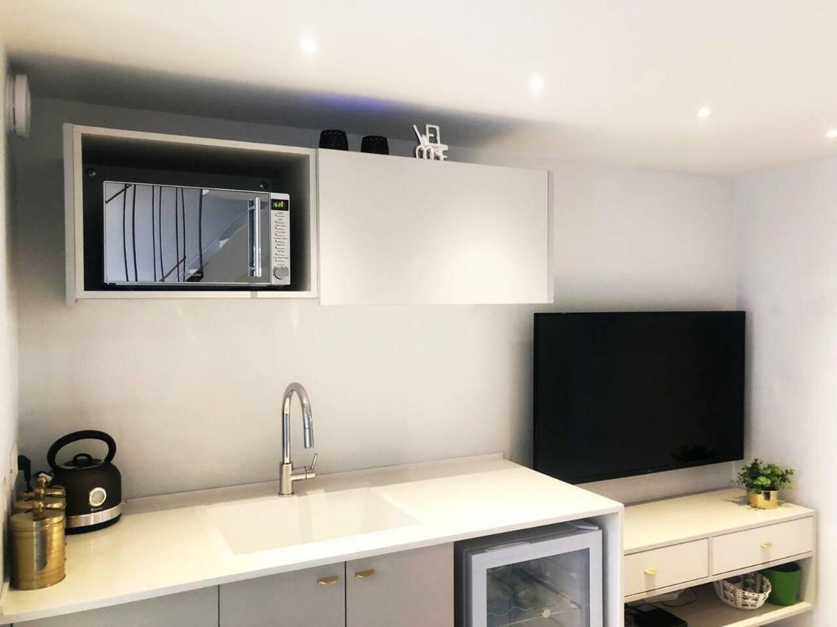 Apartment Dreamy Loft Apt. 2min Walk To The Beach+netflix